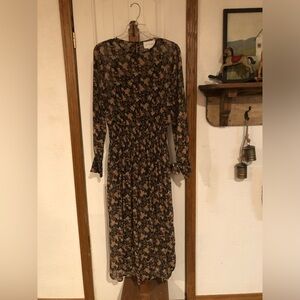 Elegant Floral Long Sleeve Dress